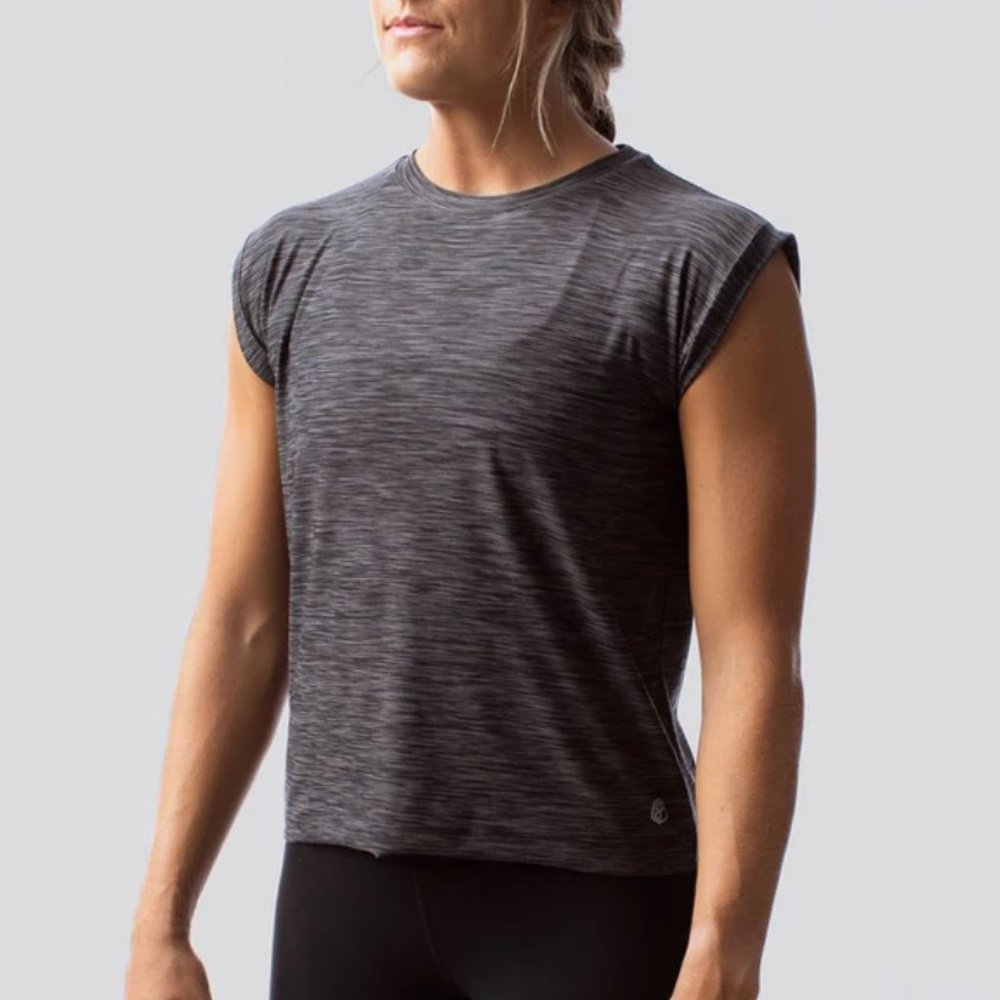 Born Primitive The Captivate Muscle Tee (Heather Black), Medium